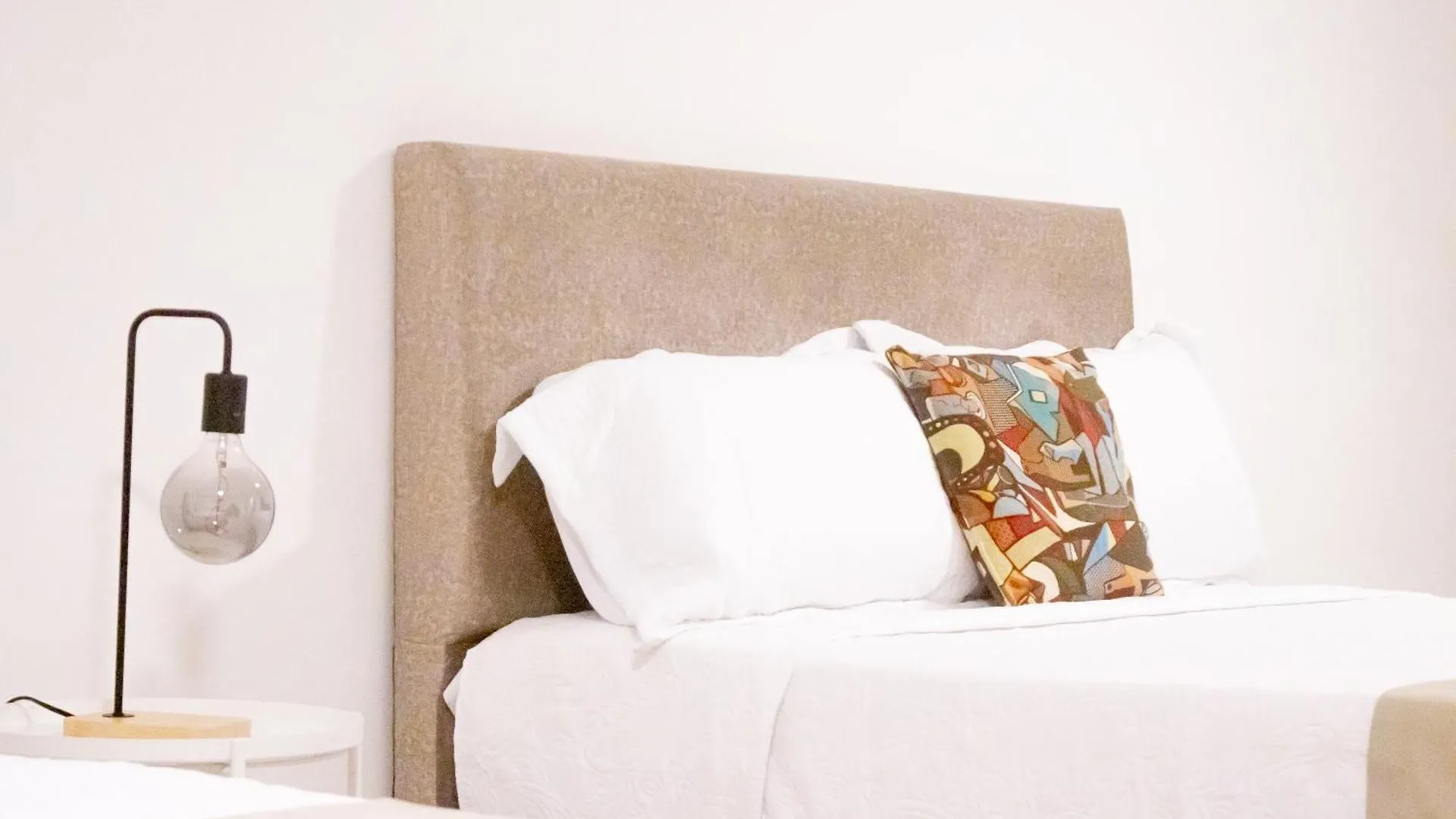 Gardin Home Hotel Boutique Кали 0*,